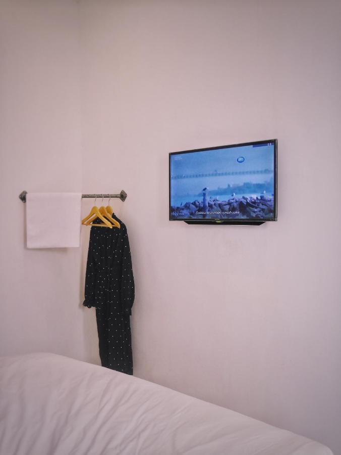 Betah Homestay Banyuwangi Баньюванги Экстерьер фото